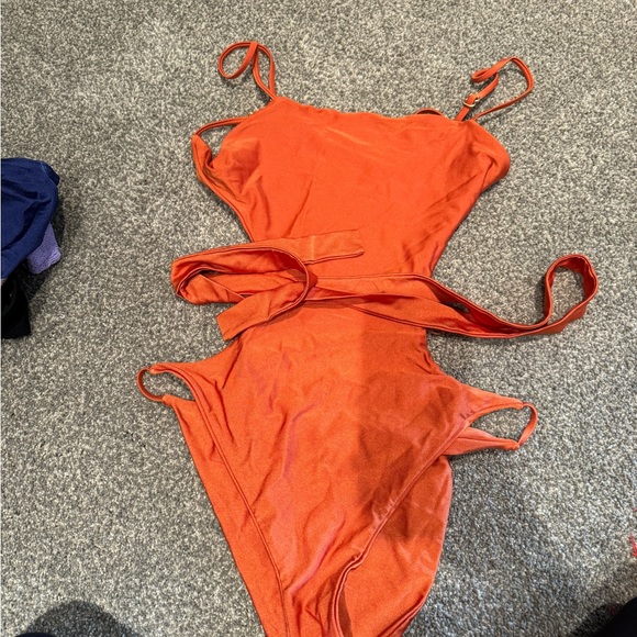 Cult Gaia swimsuit size L - Picture 1 of 2